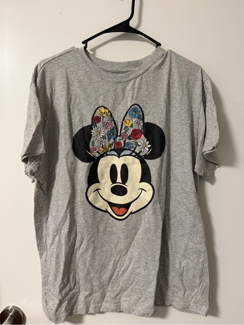 Disney Gray Minnie Mouse Tee with Floral Bow